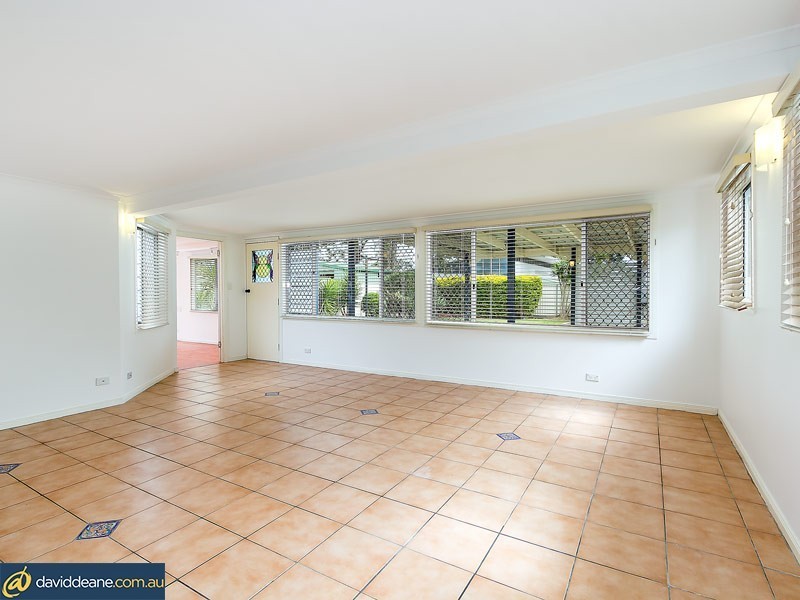 81 Spitfire Ave, Strathpine QLD 4500
