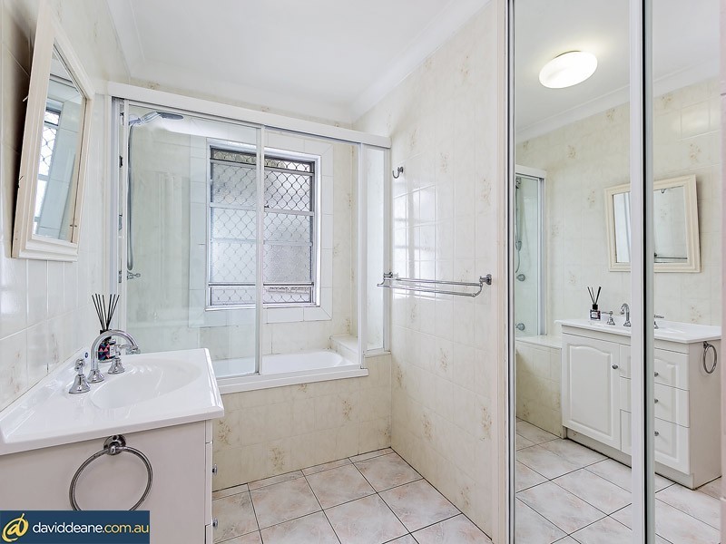 81 Spitfire Ave, Strathpine QLD 4500