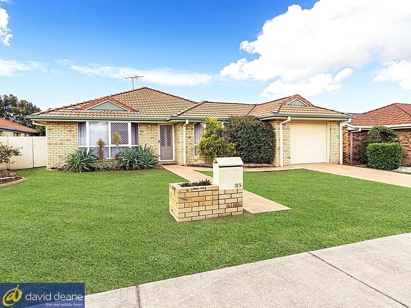 35 Manthey Crescent, Bray Park QLD 4500