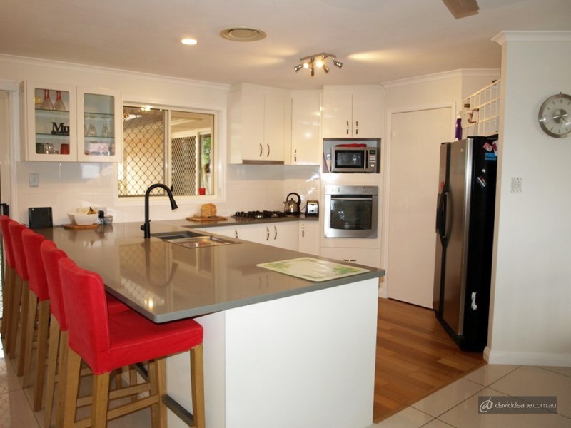 22 Inverpine Court, Petrie QLD 4502