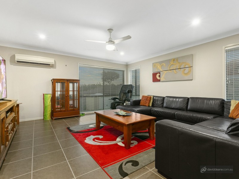 111 Kurrajong Drive, Warner QLD 4500