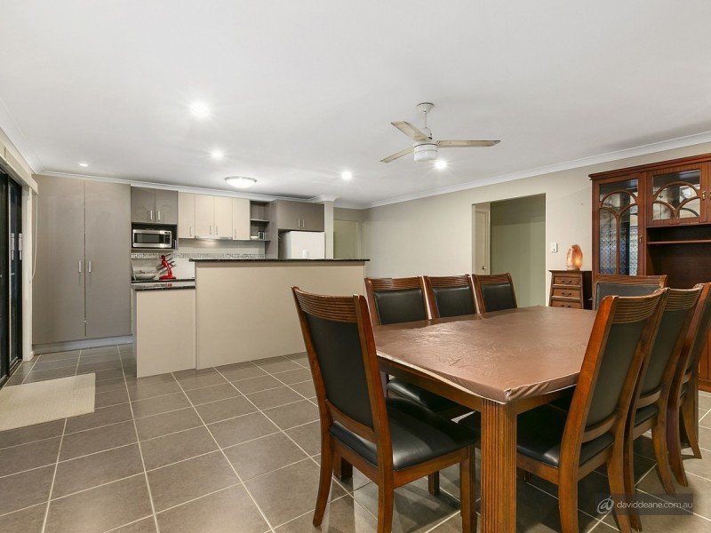 111 Kurrajong Drive, Warner QLD 4500