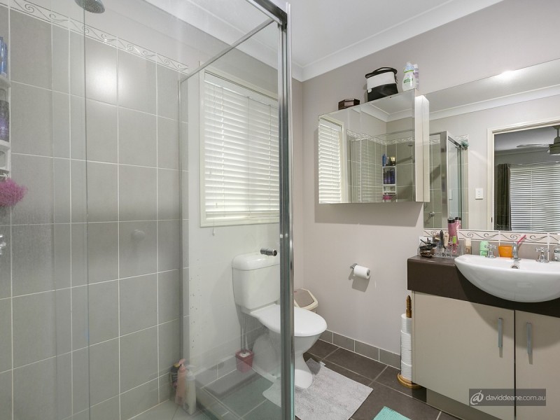 111 Kurrajong Drive, Warner QLD 4500