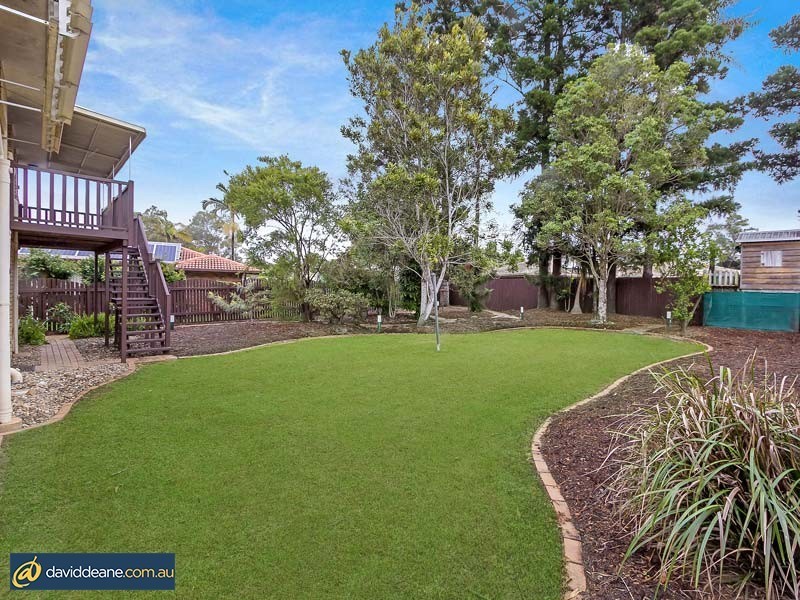 21 Bordeau Cres, Petrie QLD 4502