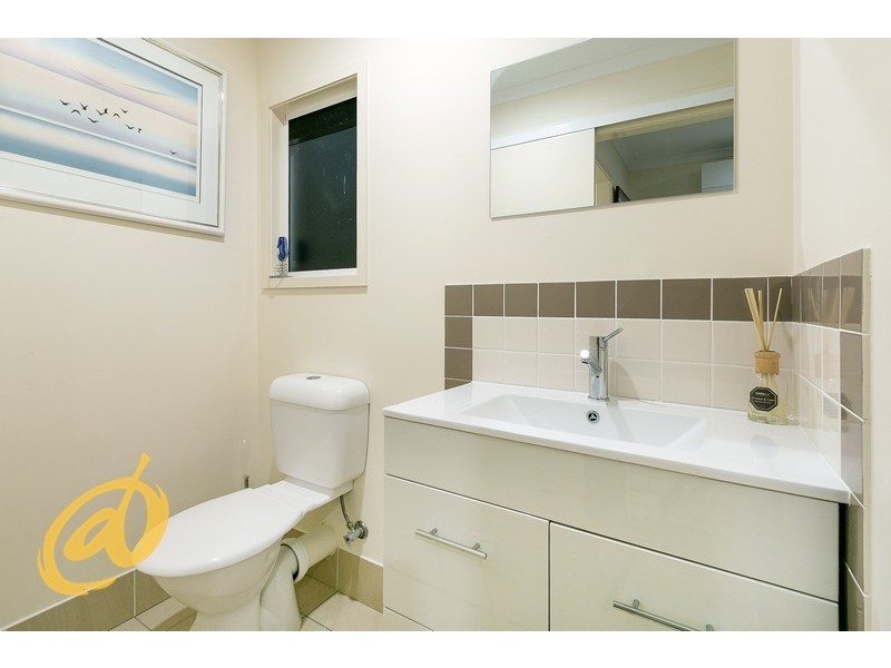 4 Alawara Street, Petrie QLD 4502