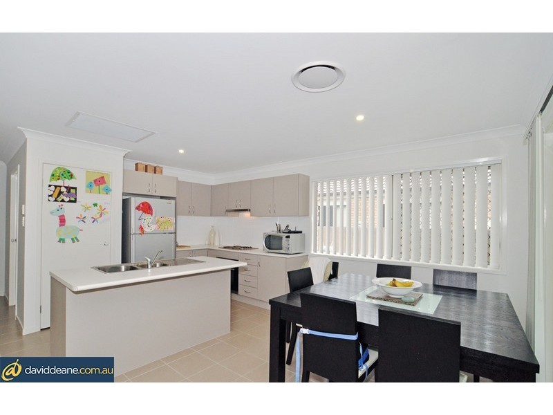 17 Adam Ct, Kallangur QLD 4503