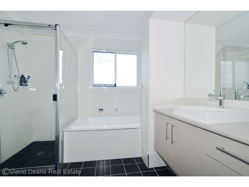 North Lakes QLD 4509