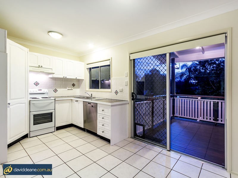 2 Wordsworth St, Strathpine QLD 4500