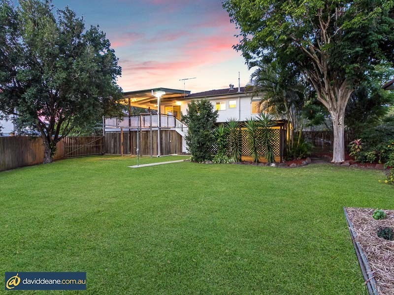 2 Wordsworth St, Strathpine QLD 4500