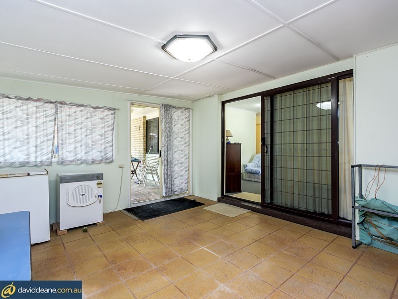 32 Livingstone St, Strathpine QLD 4500