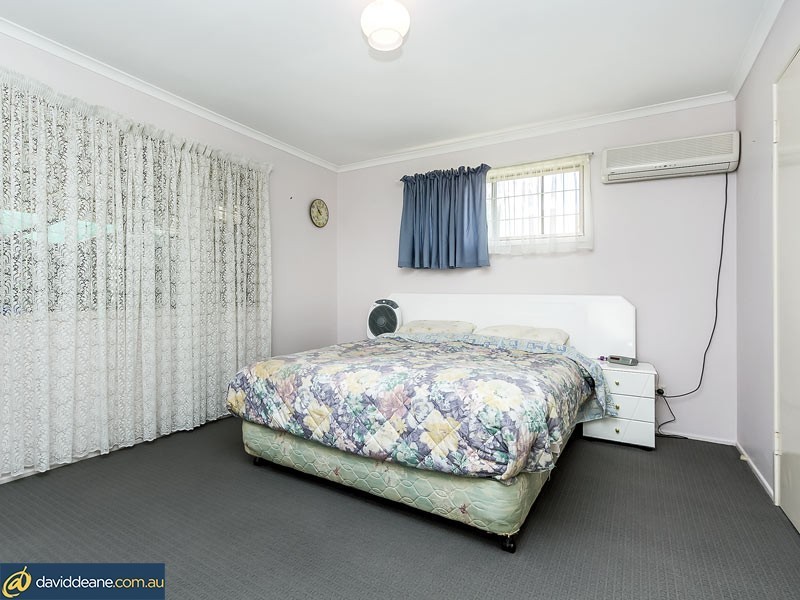 32 Livingstone St, Strathpine QLD 4500