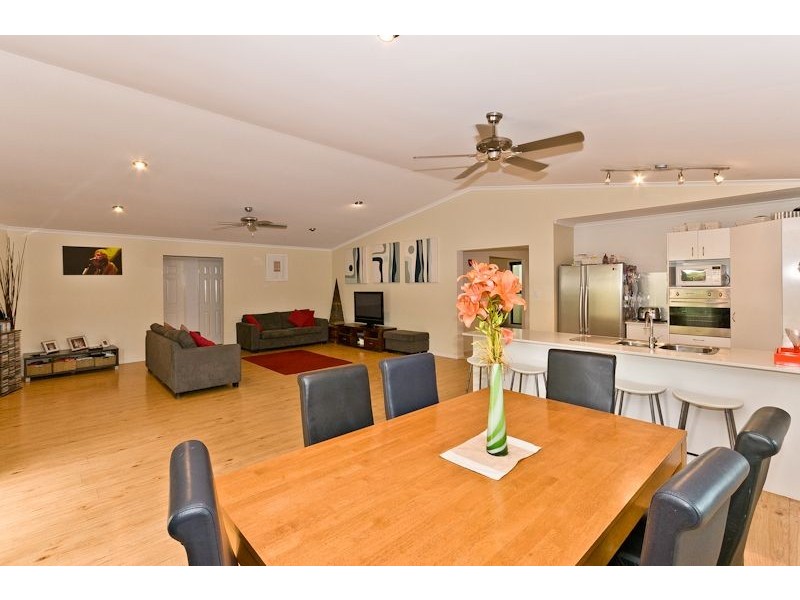 Warner QLD 4500