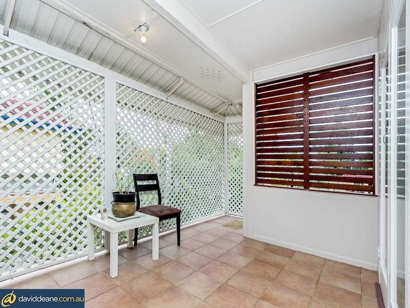 27 Fox Street, Strathpine QLD 4500