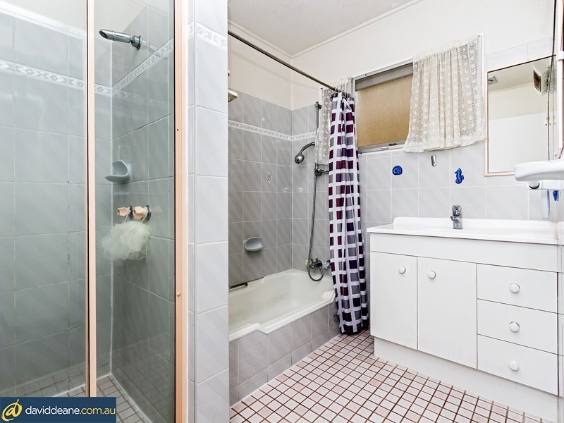 27 Fox Street, Strathpine QLD 4500