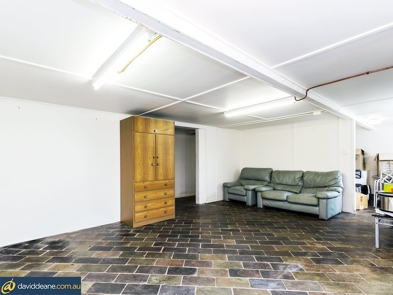 27 Fox Street, Strathpine QLD 4500