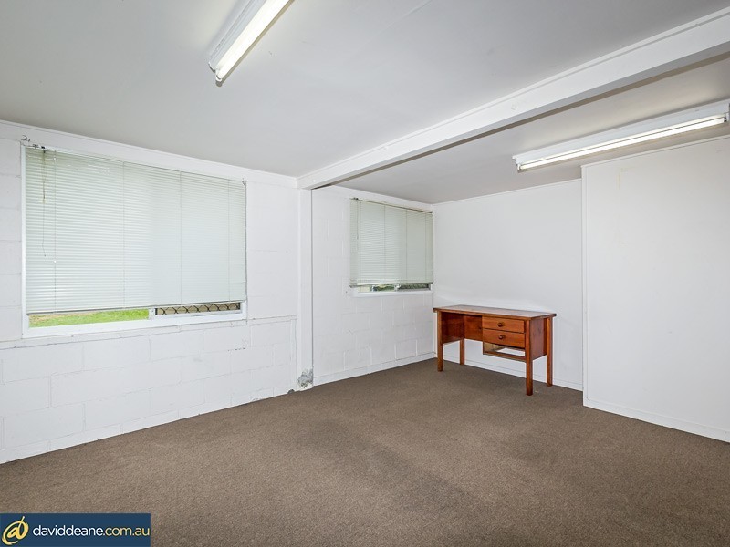 27 Fox Street, Strathpine QLD 4500