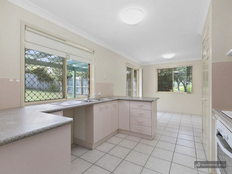 2 Byron Court, Kallangur QLD 4503