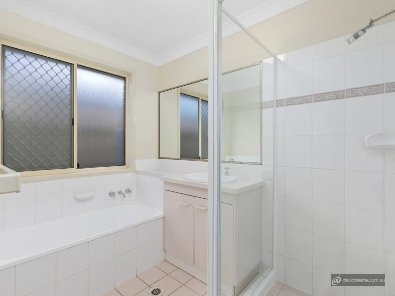 2 Byron Court, Kallangur QLD 4503