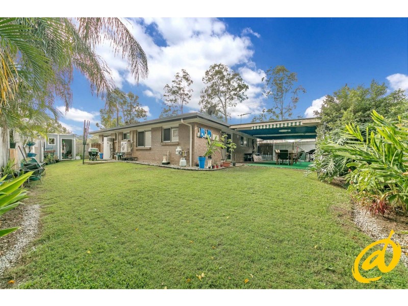 10 Illoura Street, Petrie QLD 4502