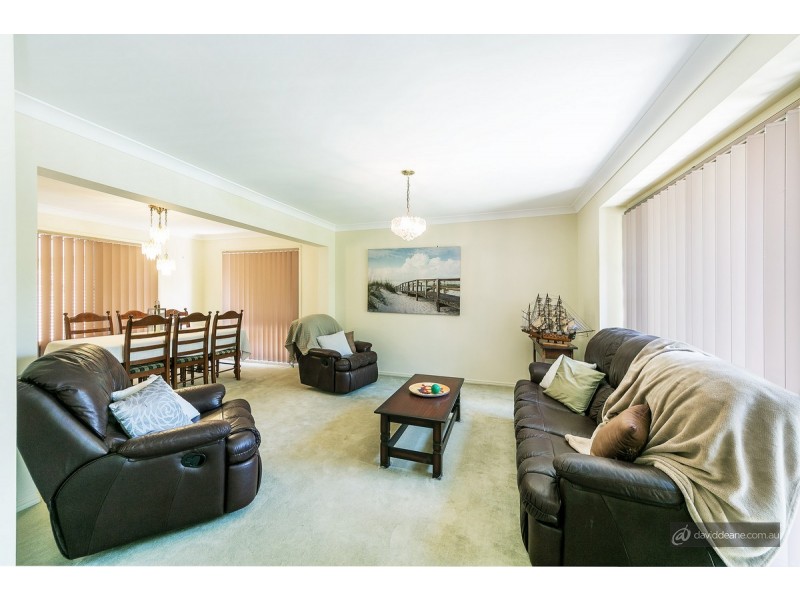 16 Champagne Street, Petrie QLD 4502