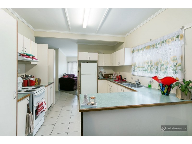 18 Hedge Street, Strathpine QLD 4500