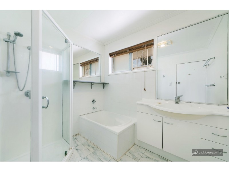 55 Valiant Crescent, Strathpine QLD 4500