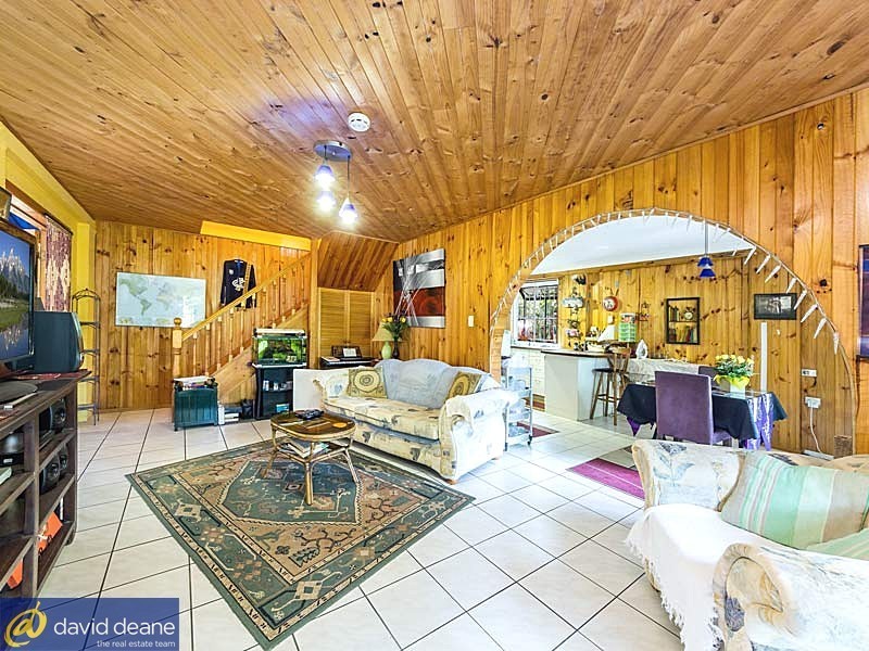 39 Carwell Ave, Petrie QLD 4502