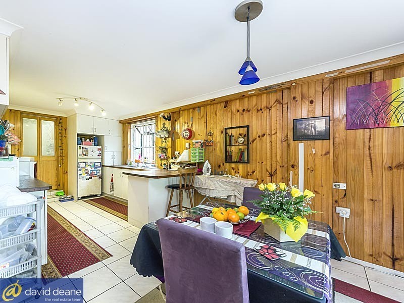 39 Carwell Ave, Petrie QLD 4502