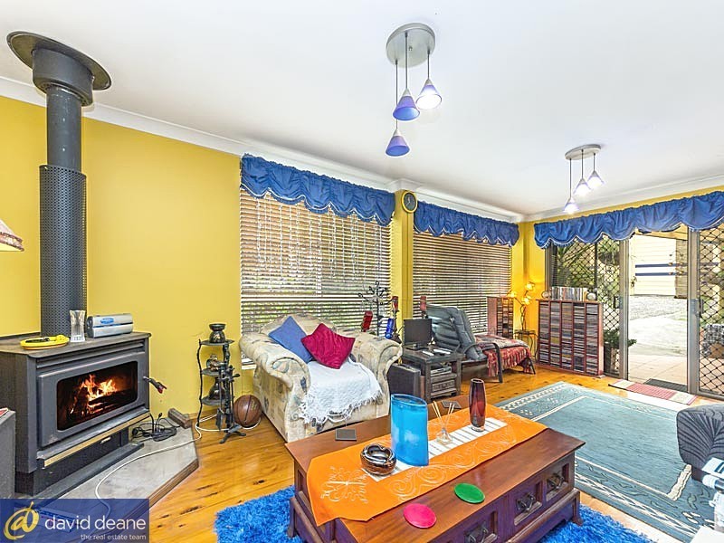 39 Carwell Ave, Petrie QLD 4502