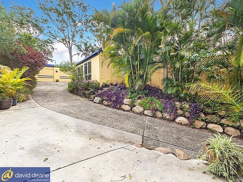 39 Carwell Ave, Petrie QLD 4502