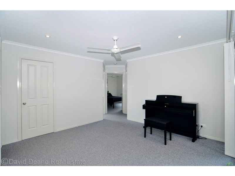 Warner QLD 4500