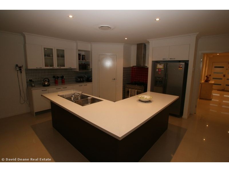 North Lakes QLD 4509