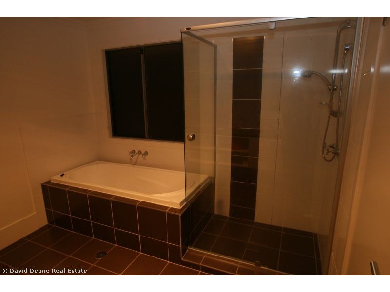 North Lakes QLD 4509