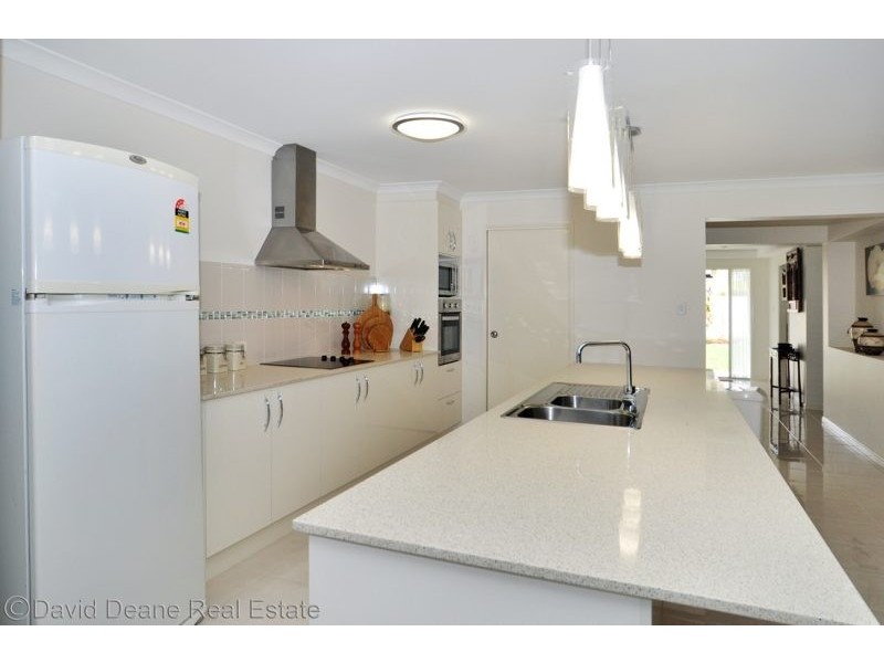 10 Norgay Crt, Warner QLD 4500