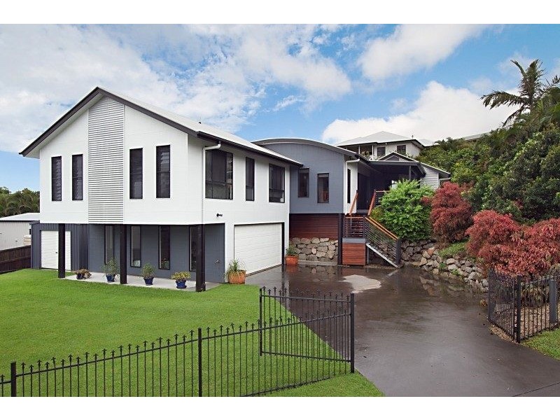 64 Affleck Ave, Petrie QLD 4502