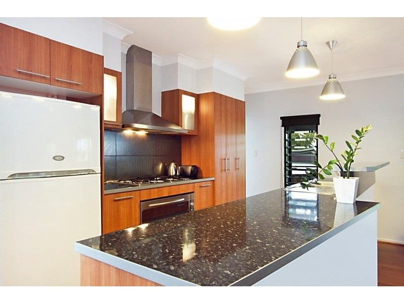 64 Affleck Ave, Petrie QLD 4502