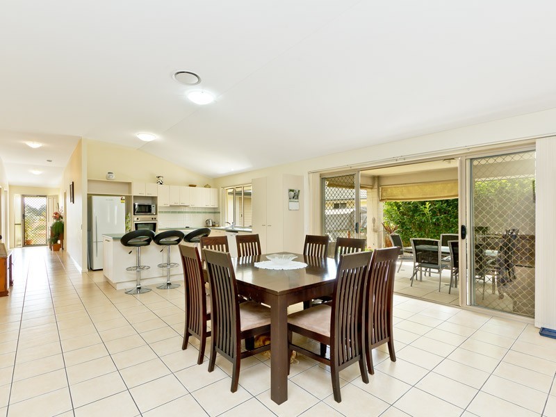 4 Boxwood Ct, Warner QLD 4500