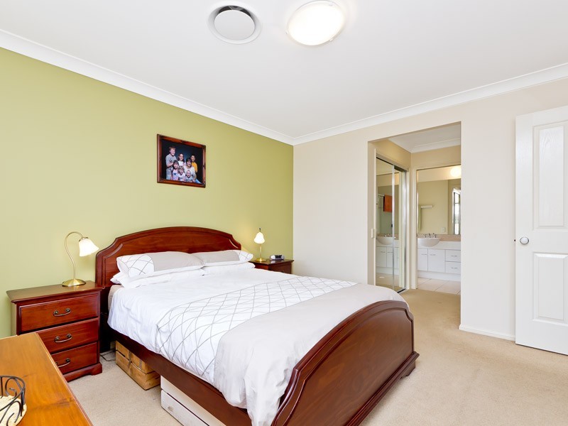 4 Boxwood Ct, Warner QLD 4500