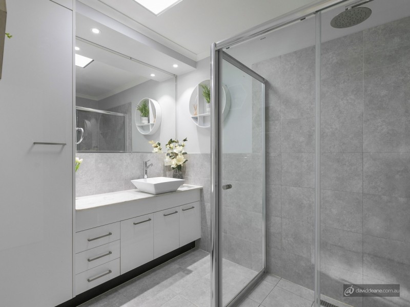 9 Russo Court, Brendale QLD 4500