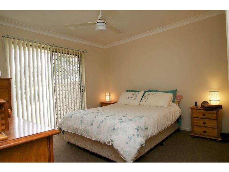 4 Mikaela Ct, Kallangur QLD 4503