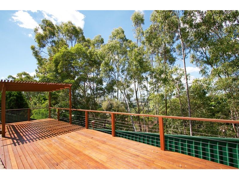 Eatons Hill QLD 4037