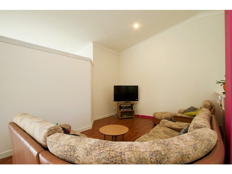 24 Paramount Drive, Warner QLD 4500