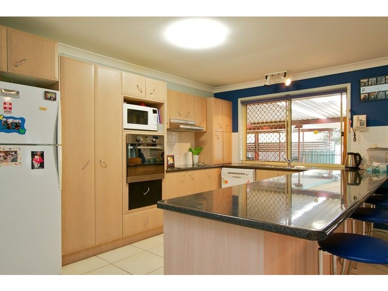 4 Mindi Ct, Cashmere QLD 4500