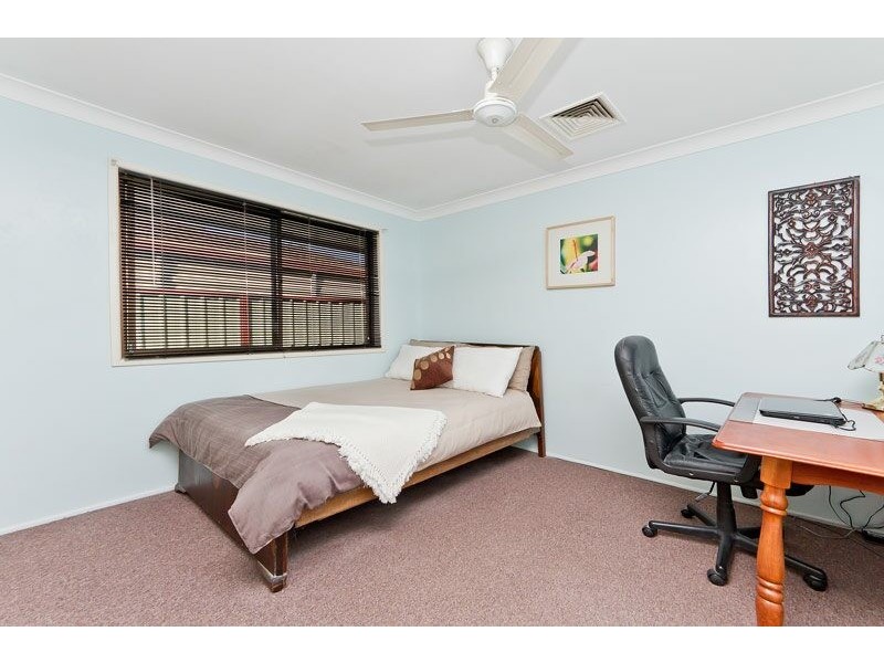 2 Faust St, Strathpine QLD 4500