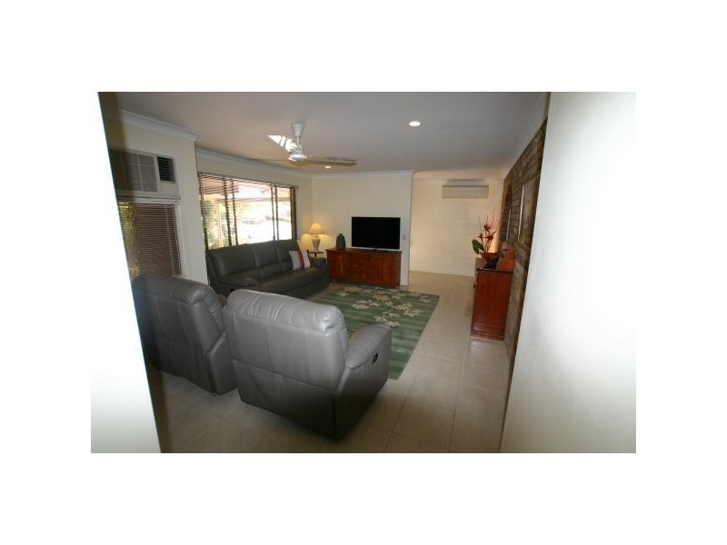 2 Faust St, Strathpine QLD 4500