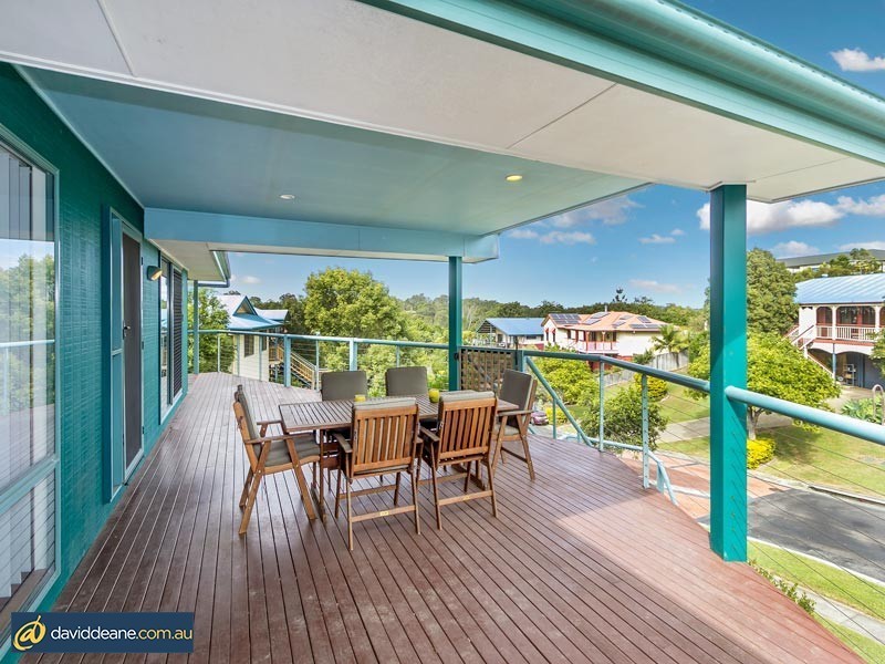 7 Midson St, Petrie QLD 4502