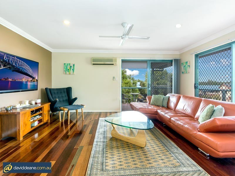 7 Midson St, Petrie QLD 4502