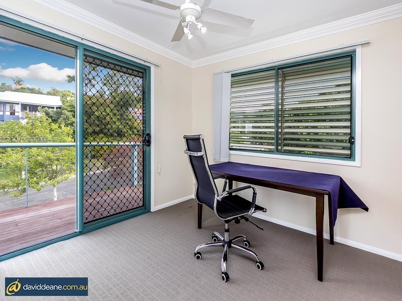 7 Midson St, Petrie QLD 4502