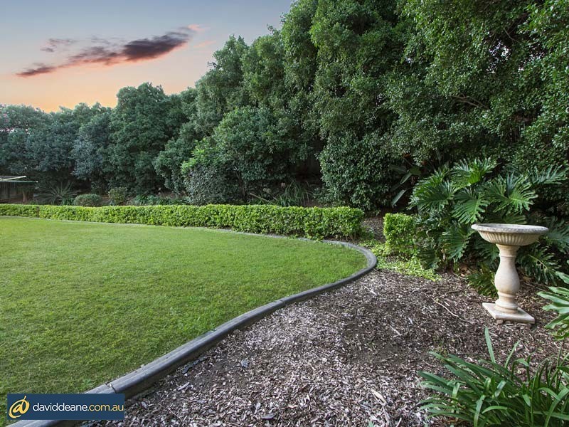 7 Midson St, Petrie QLD 4502