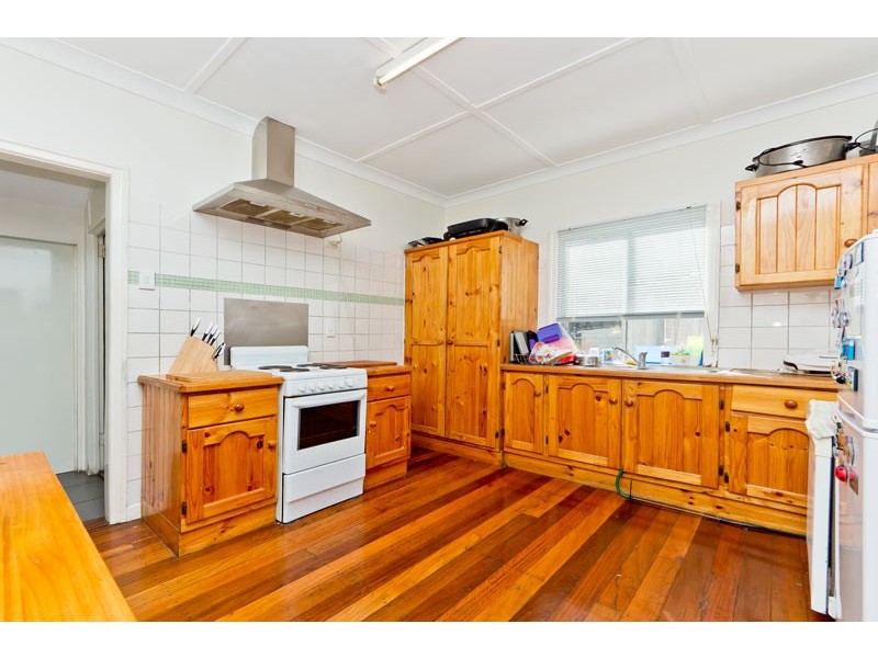32 Church Rd, Zillmere QLD 4034